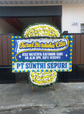 Papan Bunga Duka di Gisikdrono