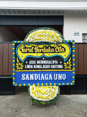 Papan Bunga Duka di Gisikdrono